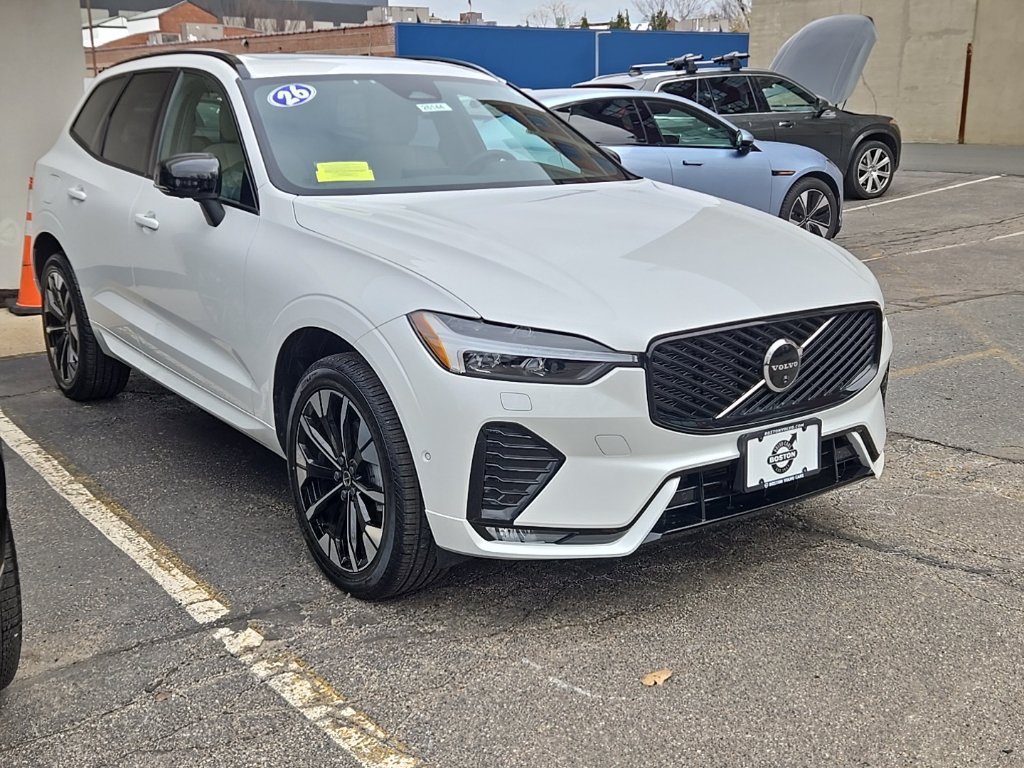 New 2026 Volvo XC60 B5 Plus w/ Protection Package Premier AWD/4WD image 2