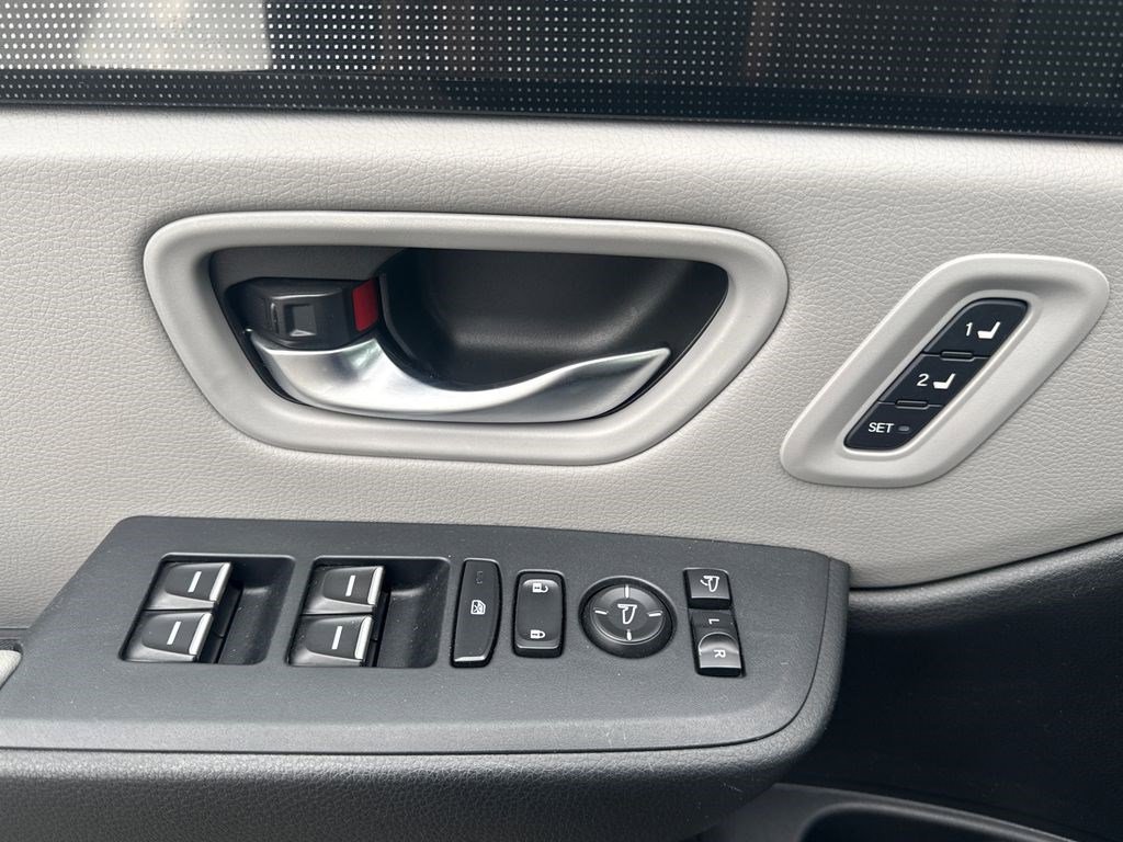 Certified 2024 Honda Pilot Elite image 23