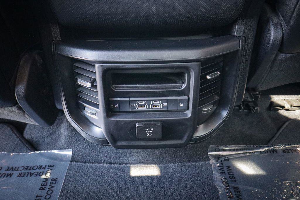 Used 2025 RAM 1500 Laramie image 31