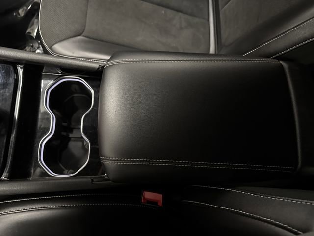 Used 2023 Jeep Grand Cherokee Altitude image 19