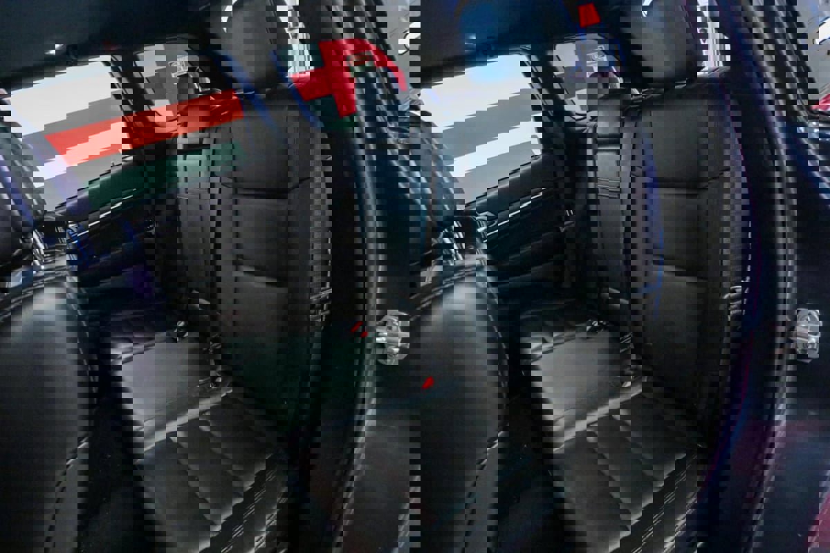 Used 2021 Jeep Grand Cherokee Limited image 13