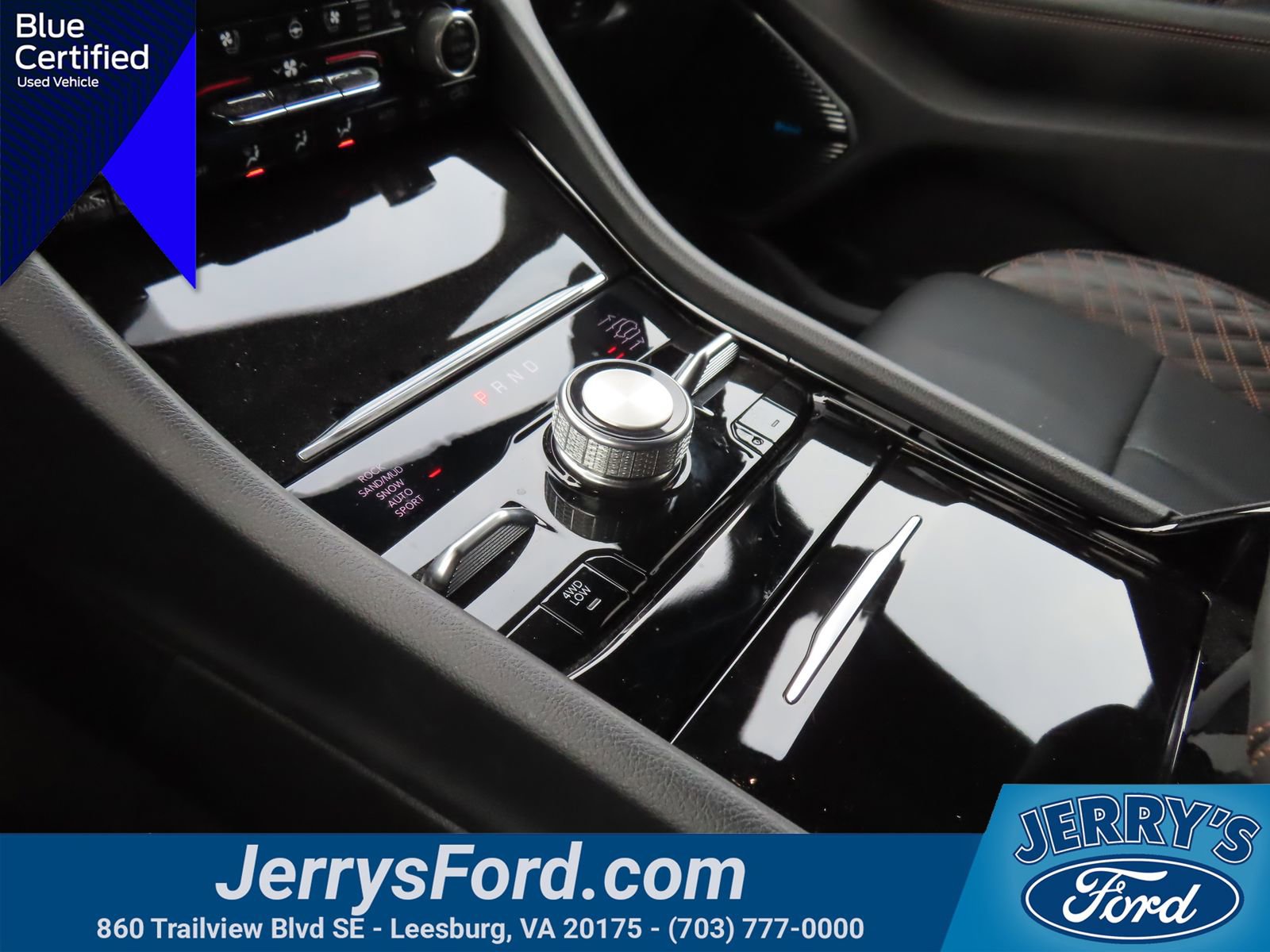 Used 2023 Jeep Grand Cherokee Summit w/ Luxury Tech Group V image 30