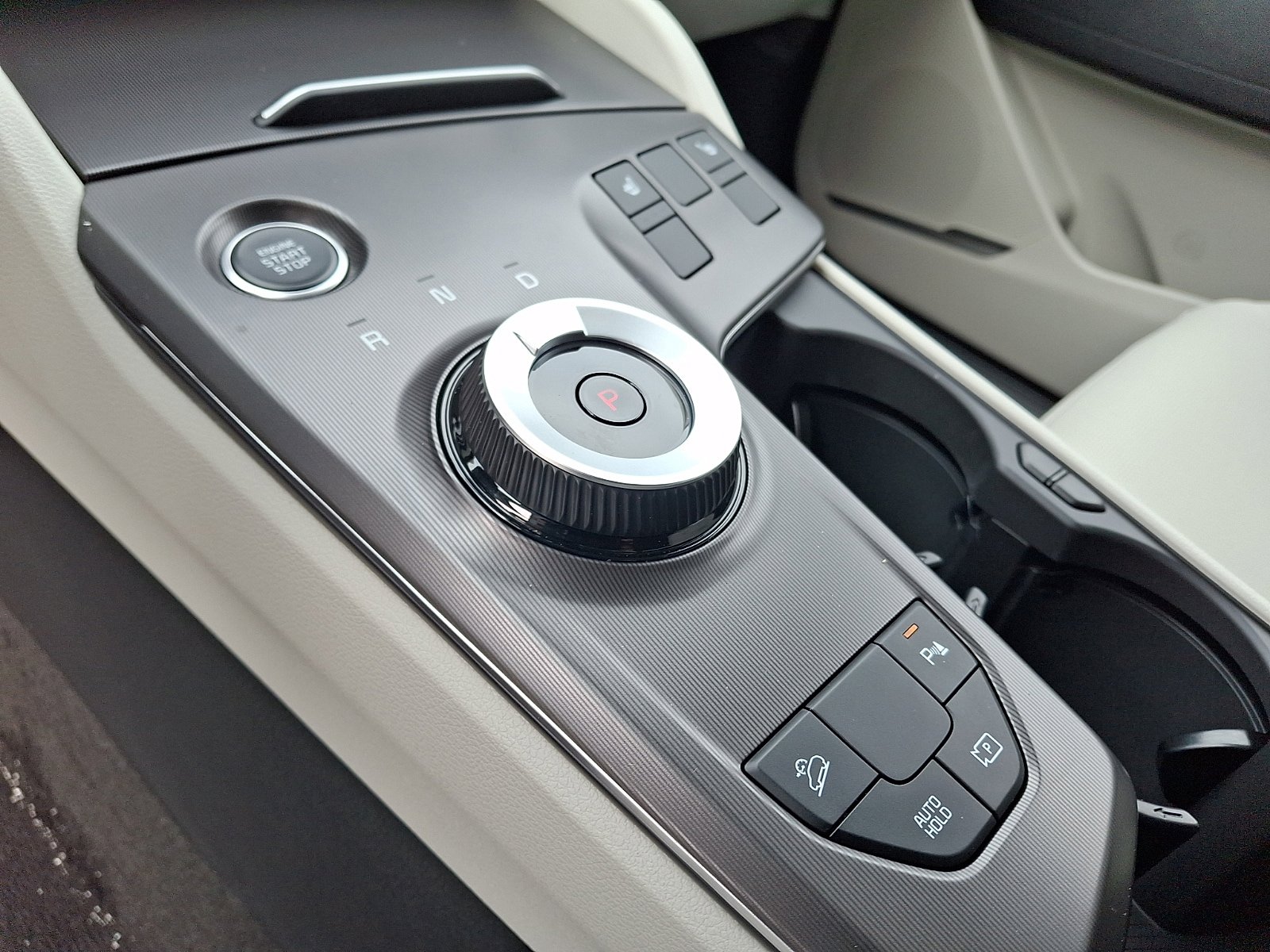 New 2026 Kia Sportage EX image 10