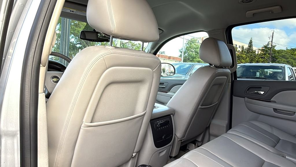 Used 2014 Chevrolet Tahoe LT RWD image 26