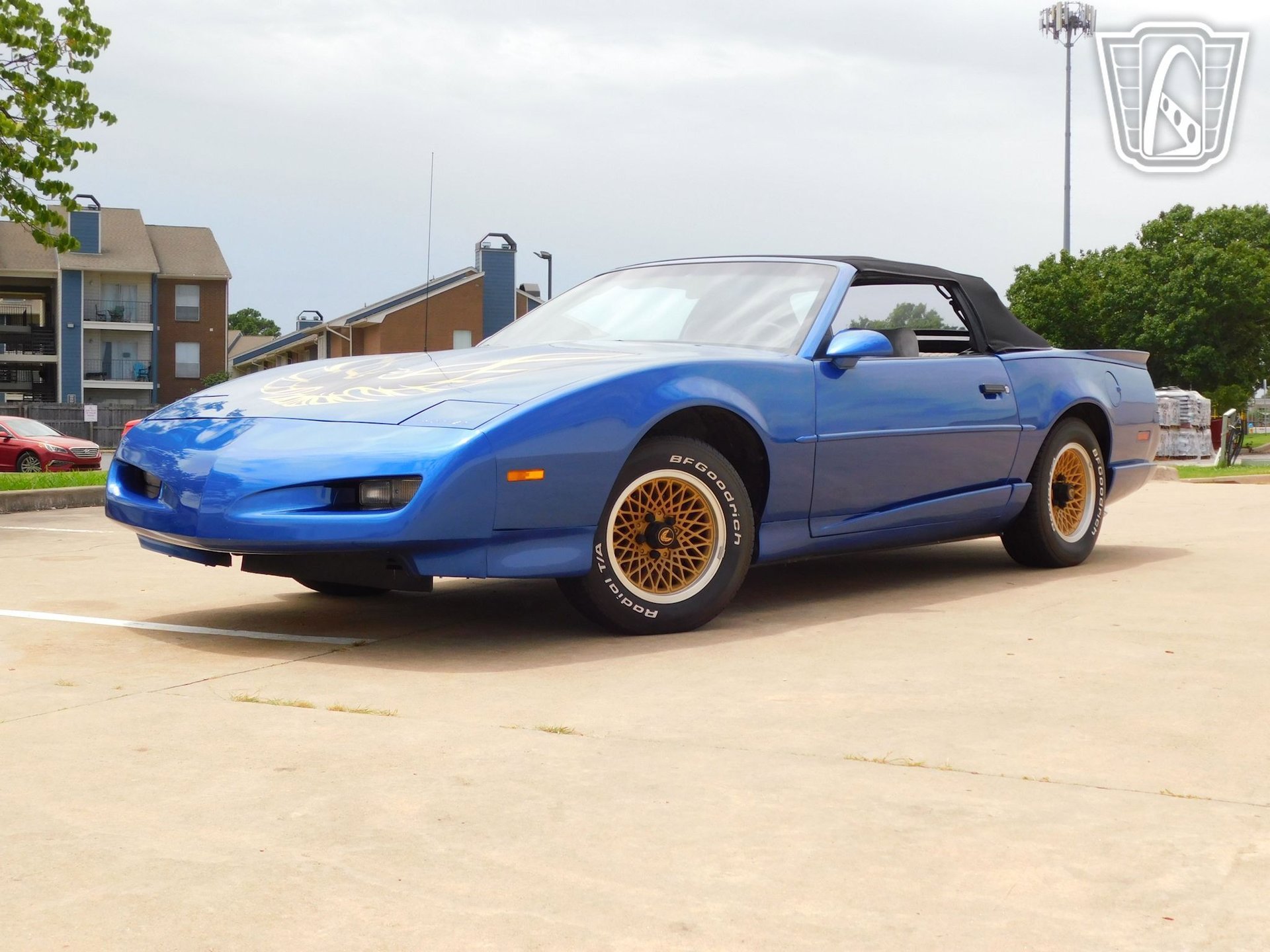 Used 1991 Pontiac Firebird Convertible image 3