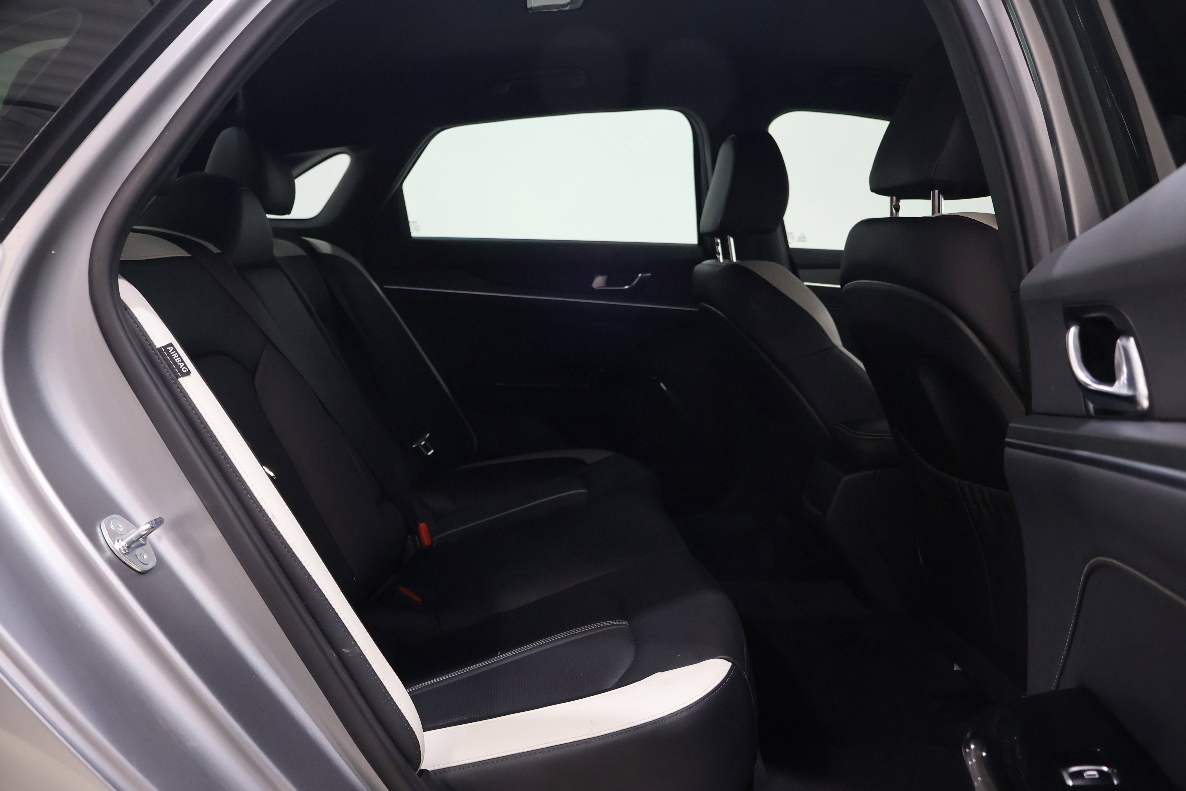 Used 2025 Kia K5 GT-Line AWD/4WD image 31