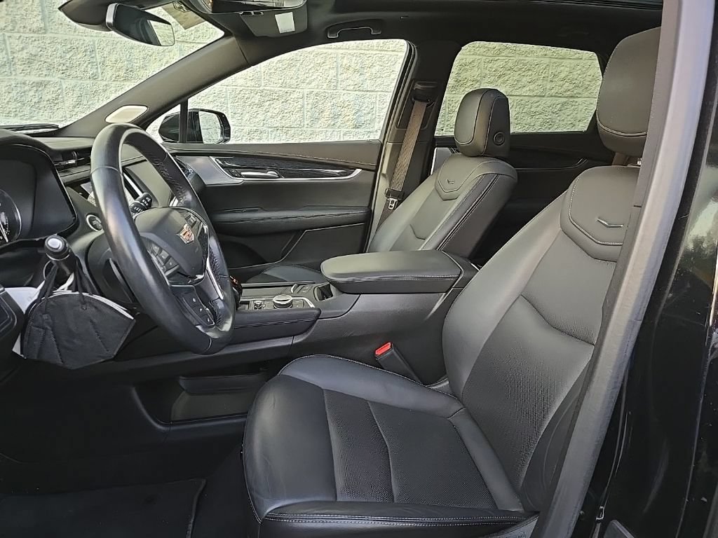 Certified 2023 Cadillac XT5 Premium Luxury AWD/4WD image 10