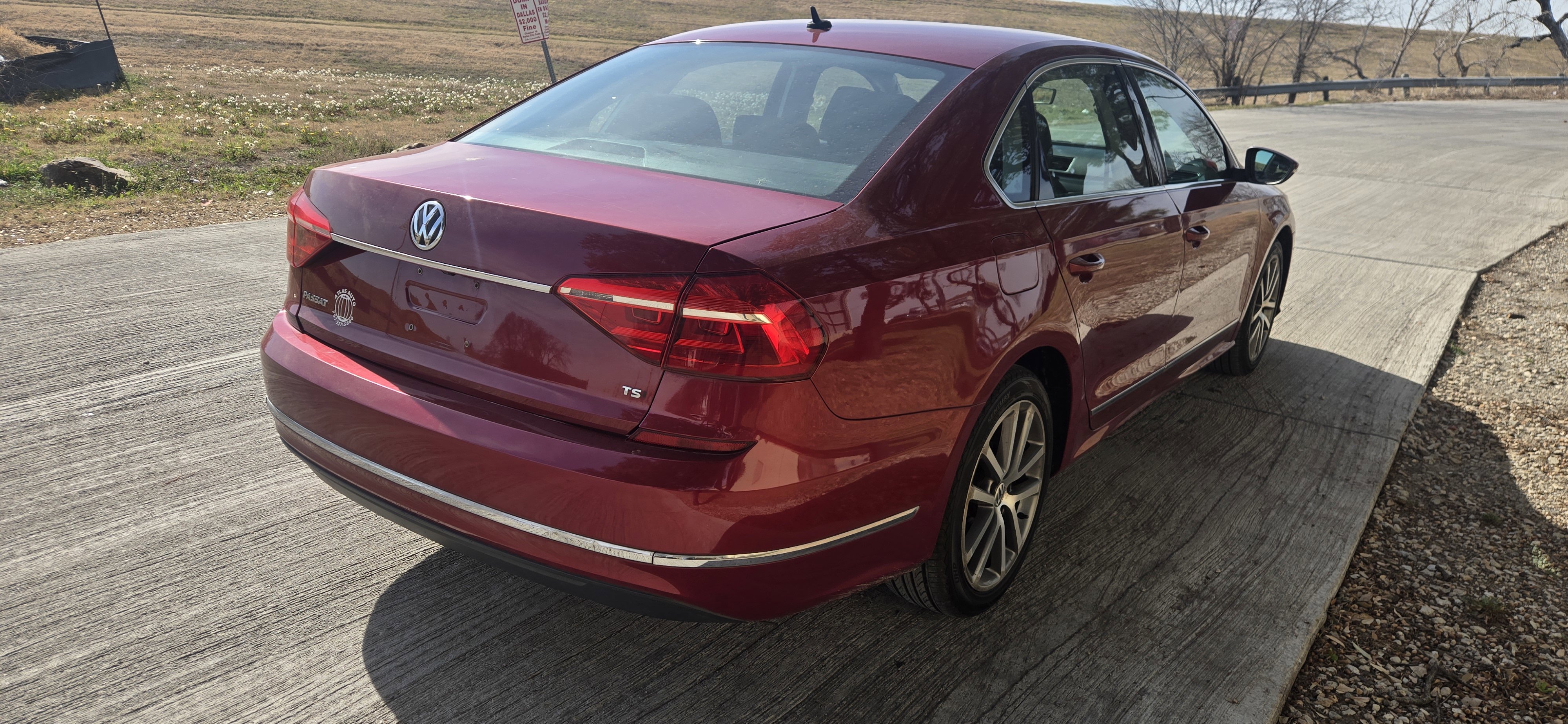 Used 2016 Volkswagen Passat 1.8T S image 8