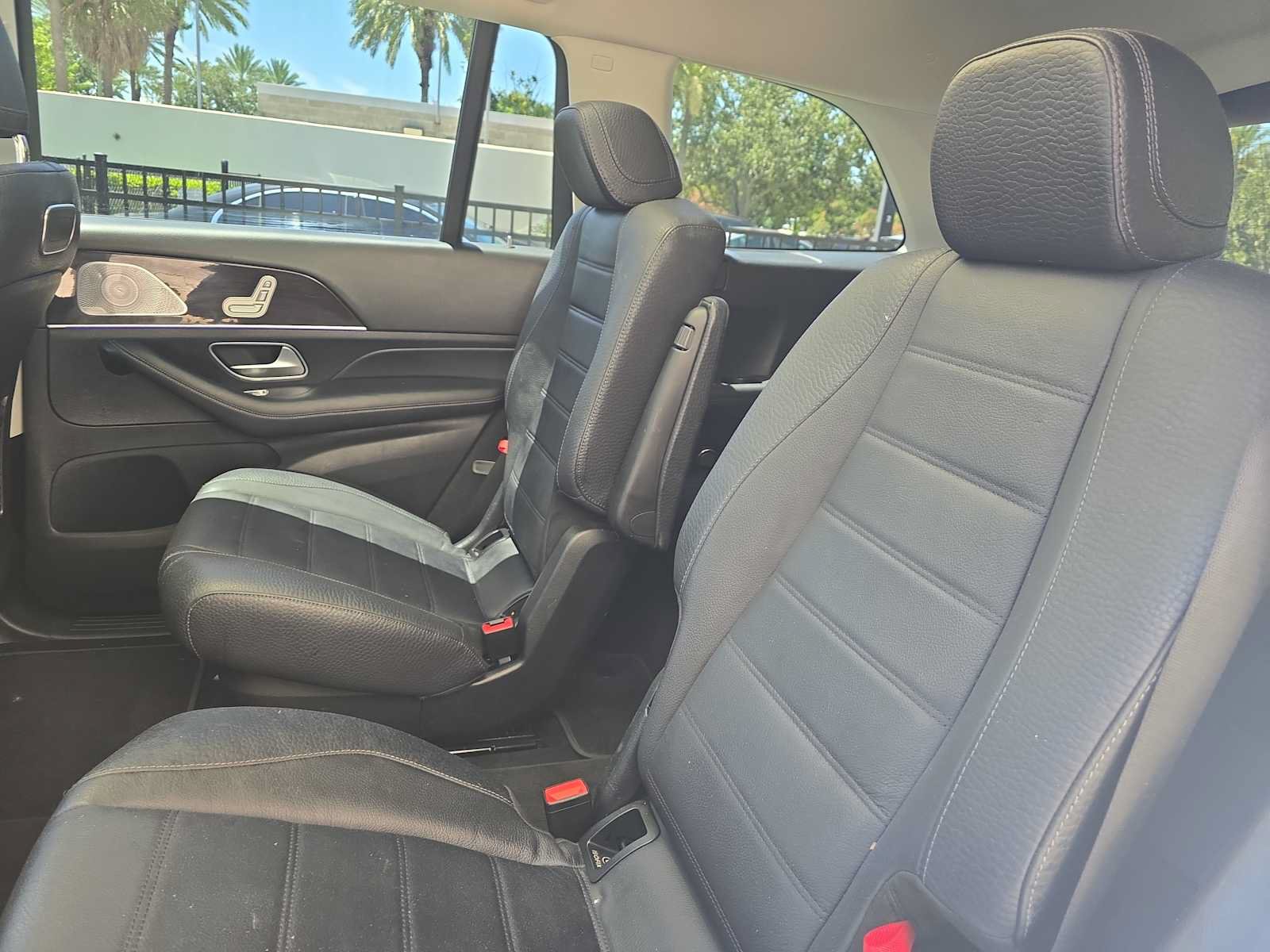 Used 2020 Mercedes-Benz GLS 450 4MATIC image 11