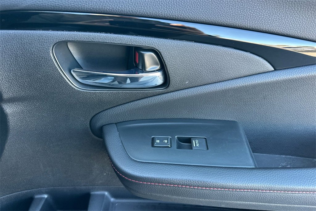 Certified 2022 Honda Pilot Black Edition image 22