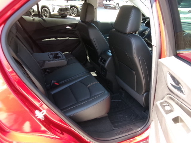 Used 2024 Chevrolet Equinox Premier FWD image 13