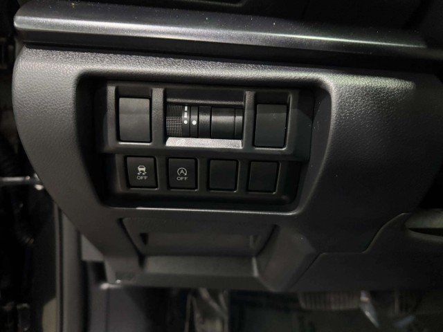 Used 2022 Subaru Crosstrek 2.5i Sport image 36