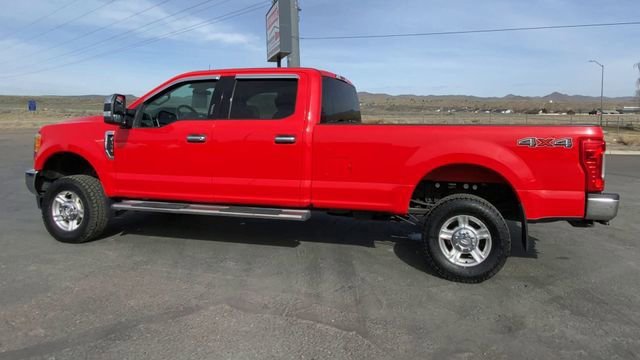 Used 2017 Ford F350 XLT w/ XLT Value Package AWD/4WD image 6