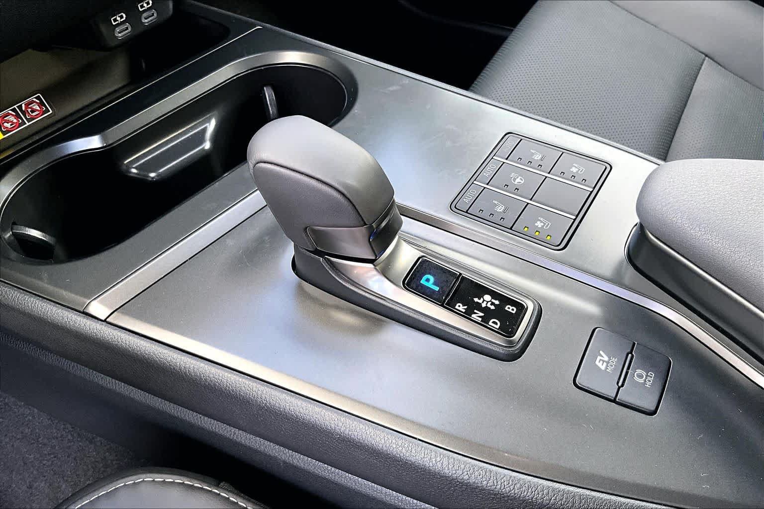 New 2026 Lexus UX 300h AWD w/ Cold Area Package image 11