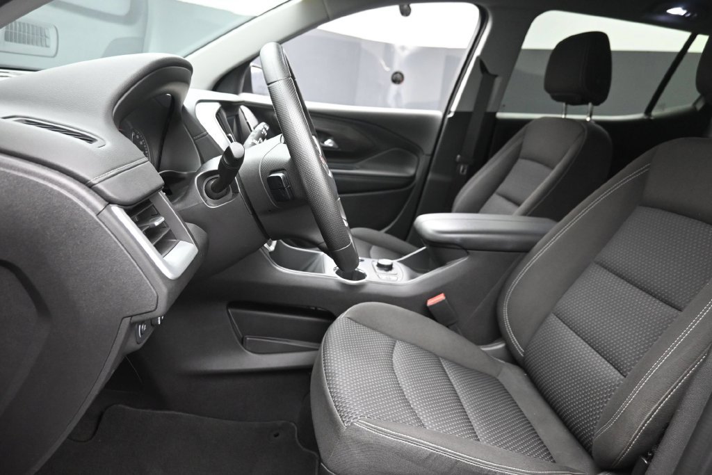 Used 2024 GMC Terrain SLE w/ Driver Convenience Package AWD/4WD image 16