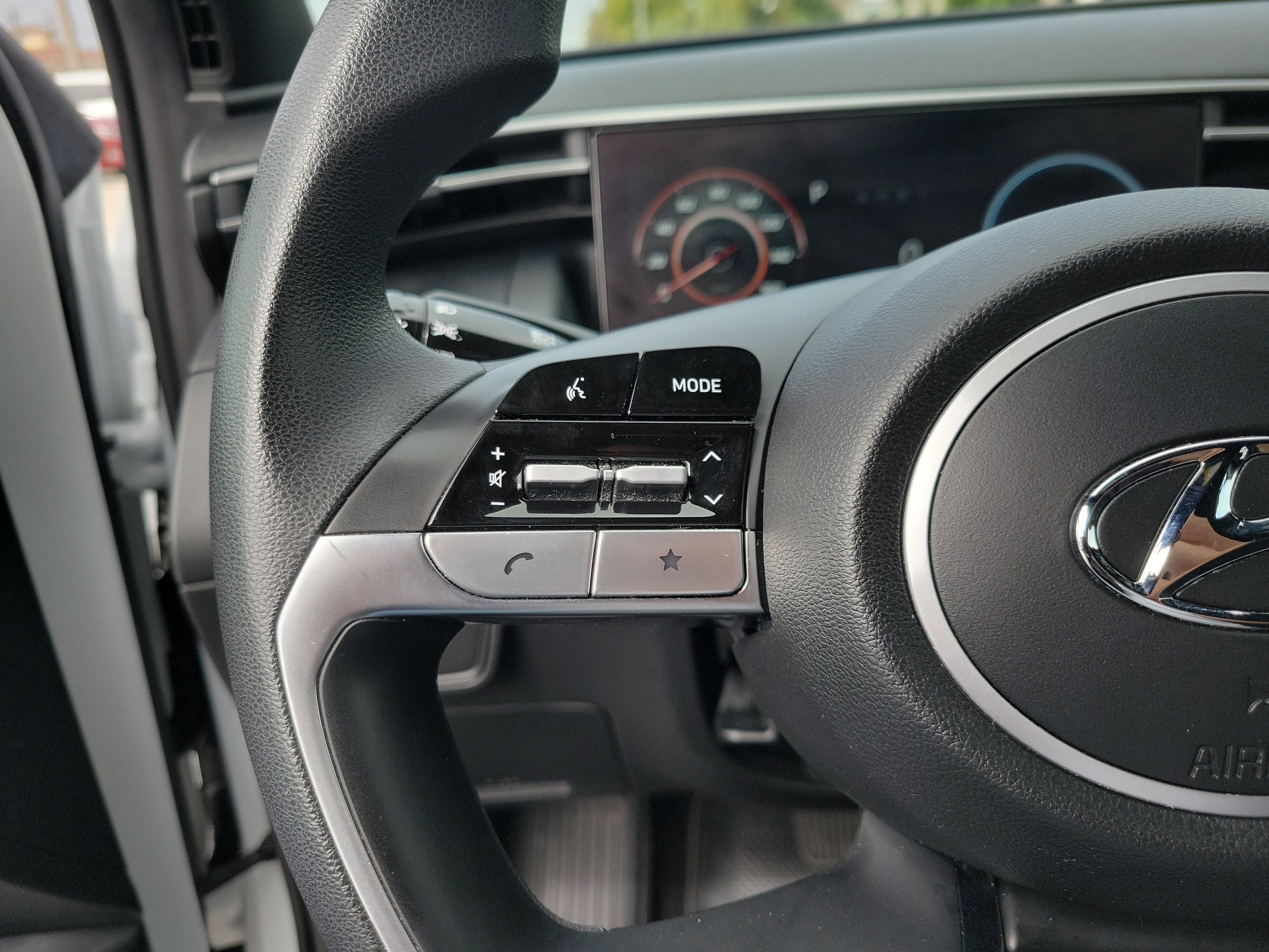 Used 2022 Hyundai Santa Cruz SEL w/ Activity Package image 26