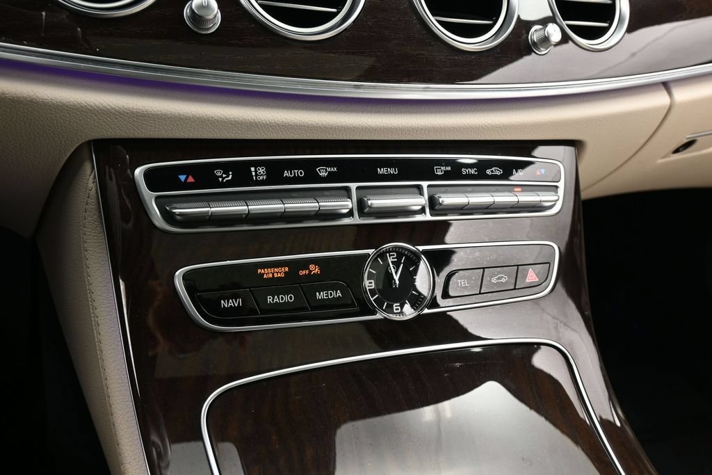 Used 2019 Mercedes-Benz E 300 image 27