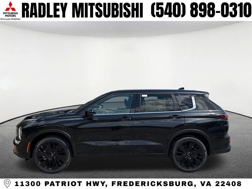 New 2026 Mitsubishi Outlander LE AWD/4WD image 16