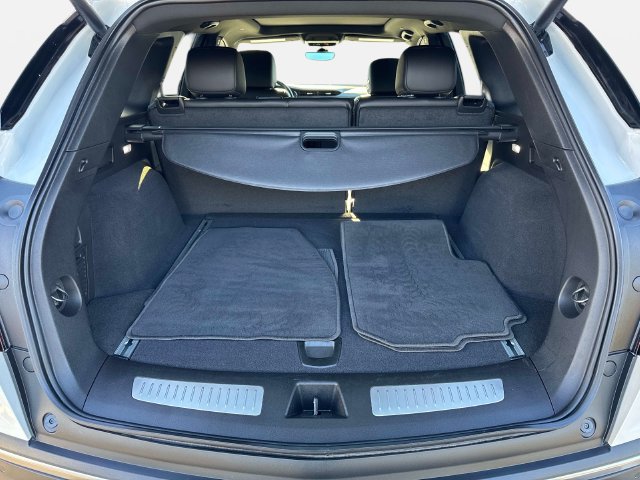 New 2026 Cadillac XT5 Premium Luxury w/ Driver Assist Package AWD/4WD image 5