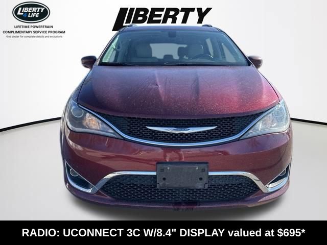 Used 2017 Chrysler Pacifica Touring-L image 2