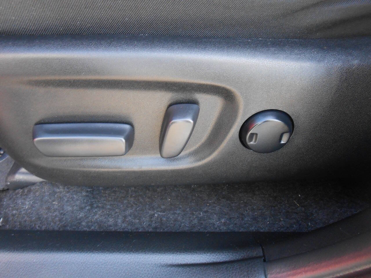 Used 2018 Toyota RAV4 Adventure w/ Cold Weather Package image 20