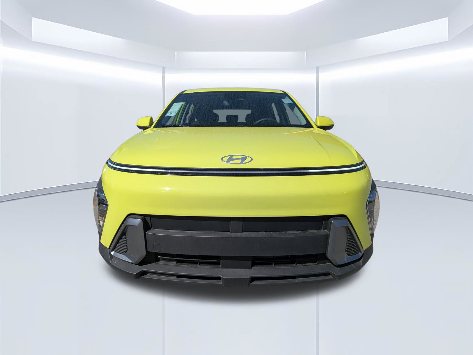 Certified 2025 Hyundai Kona SE image 9