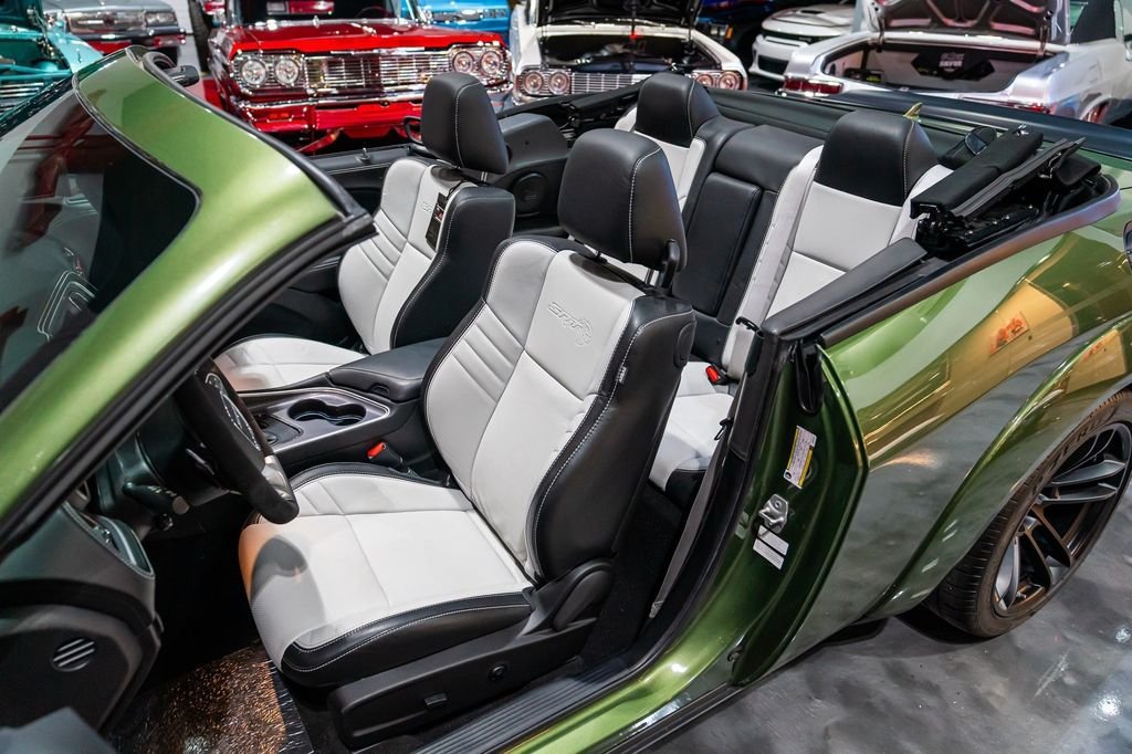 Used 2023 Dodge Challenger SRT Hellcat RWD image 17