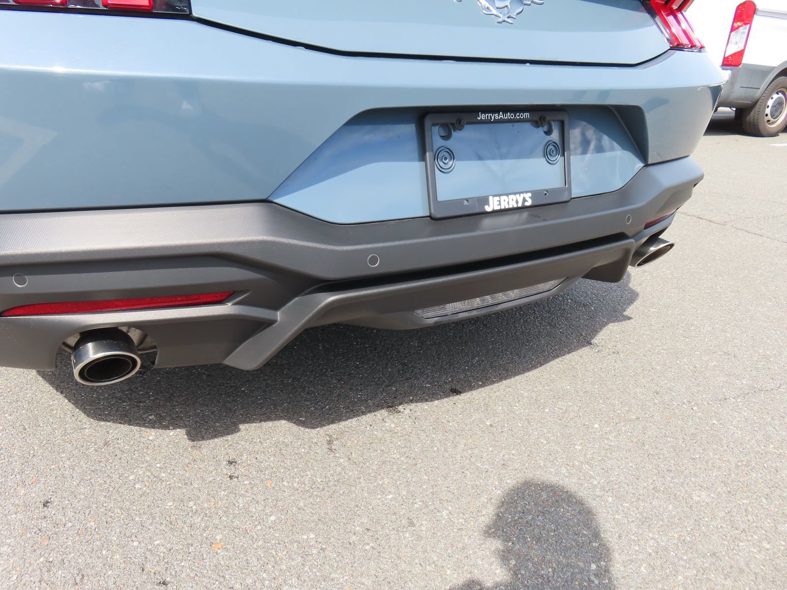 Used 2024 Ford Mustang EcoBoost image 11