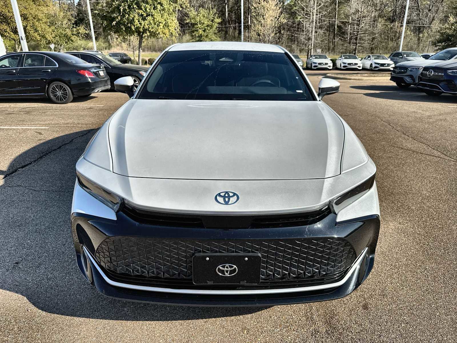 Used 2023 Toyota Crown XLE image 12