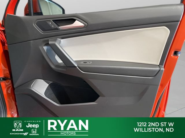 Used 2019 Volkswagen Tiguan SE FWD image 30