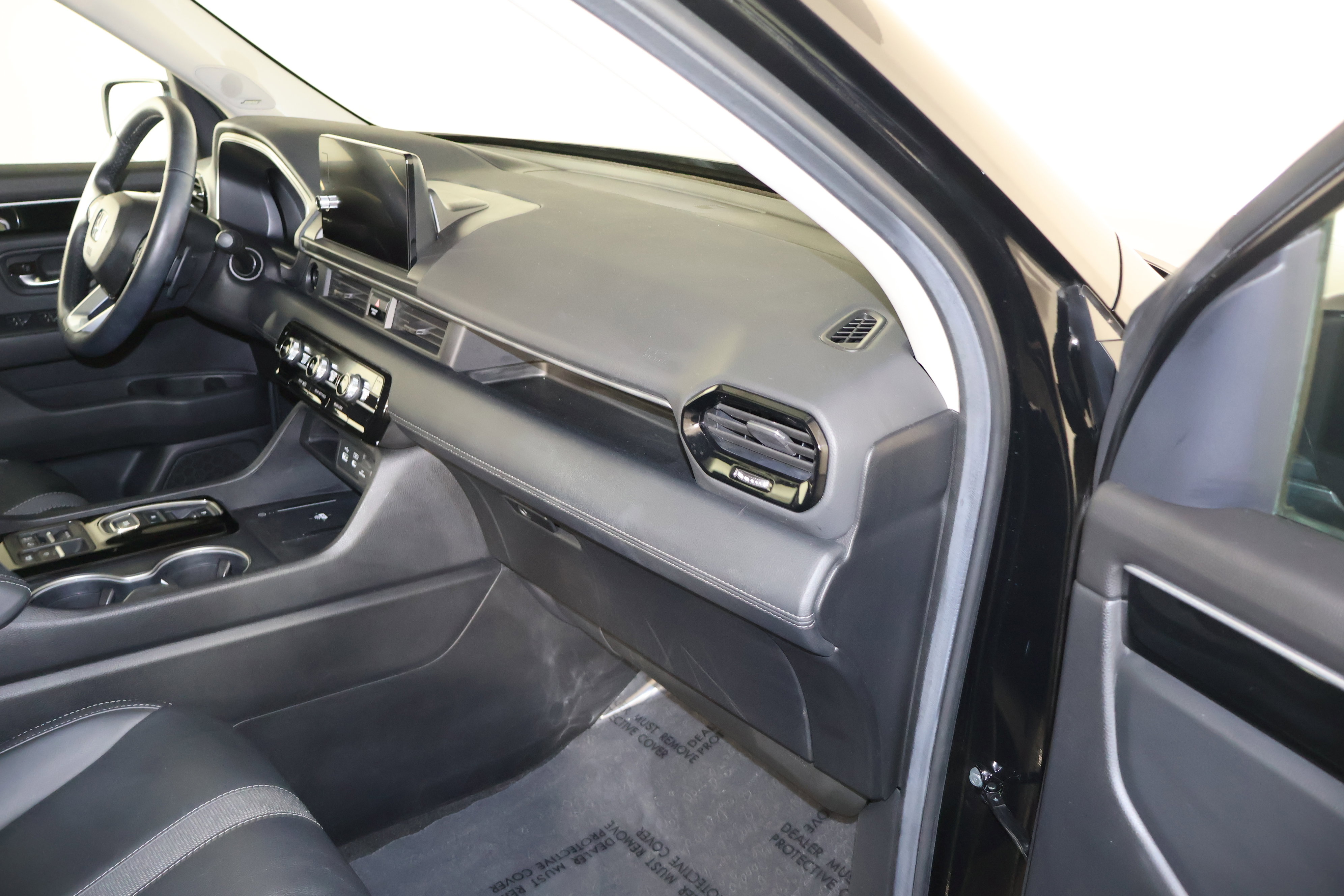 Certified 2025 Honda Pilot Touring image 42