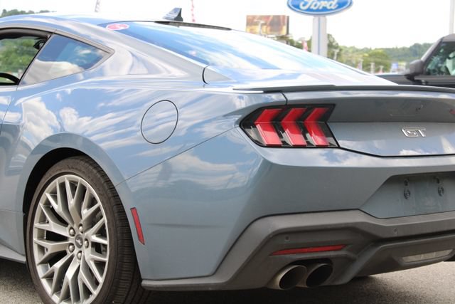 Used 2026 Ford Mustang GT Premium RWD image 8