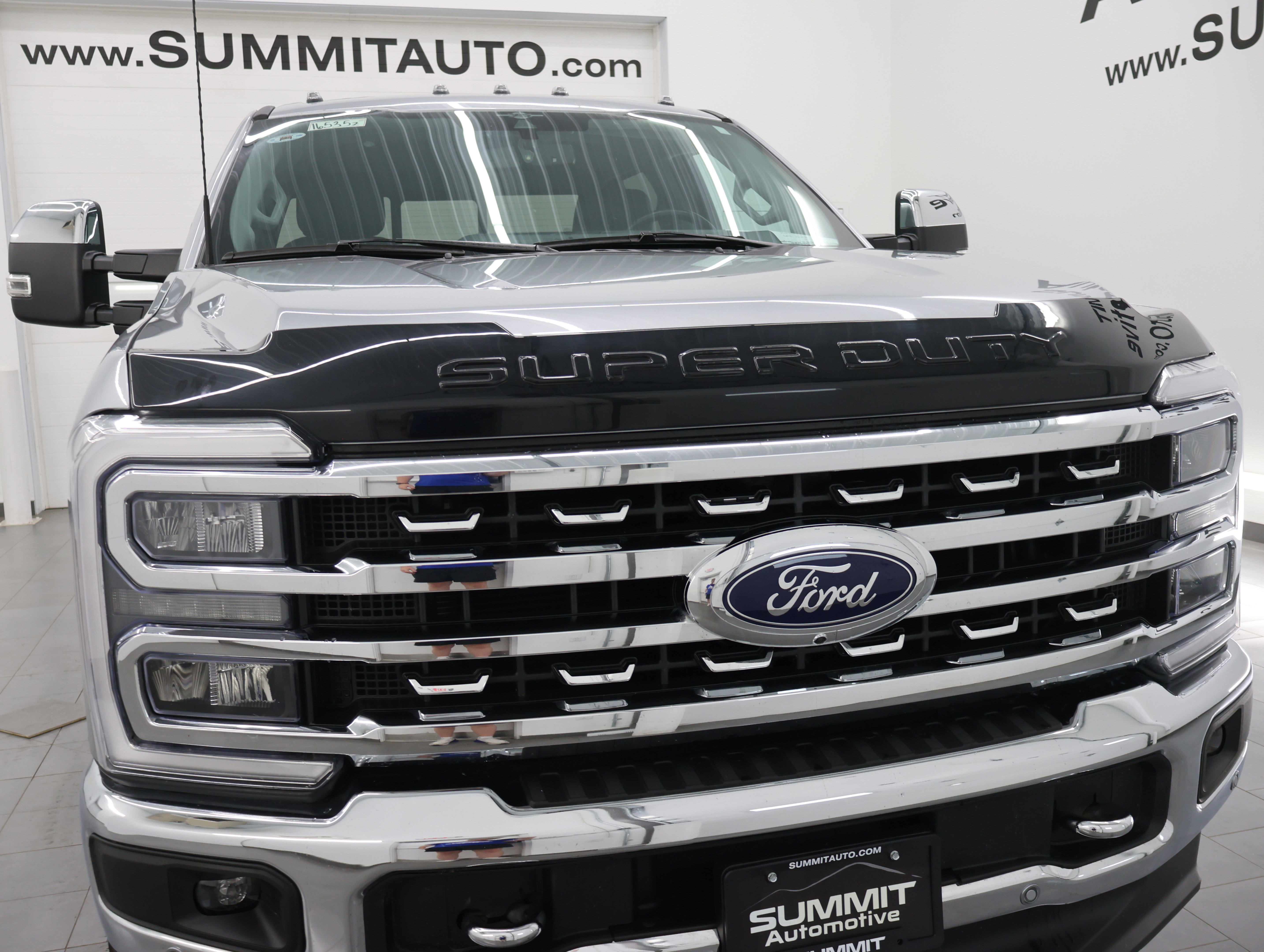 Used 2023 Ford F350 Lariat w/ Lariat Ultimate Package AWD/4WD image 24