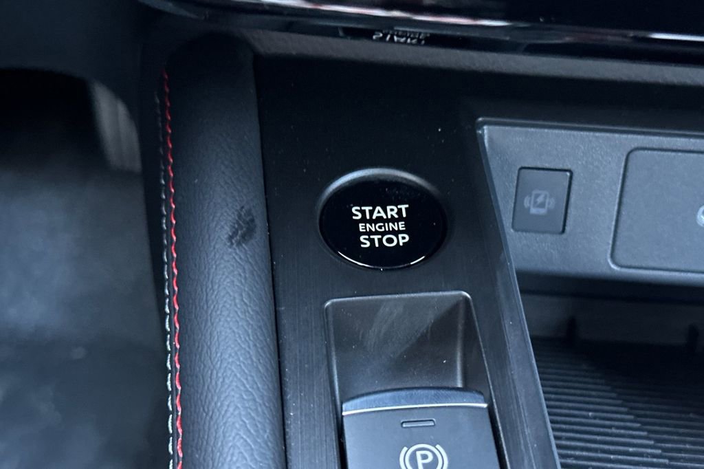 New 2026 Nissan Kicks SR image 20