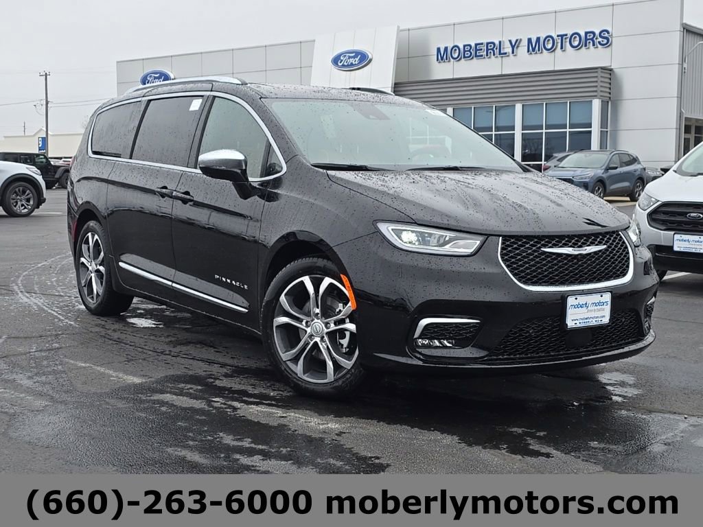 New 2026 Chrysler Pacifica Pinnacle