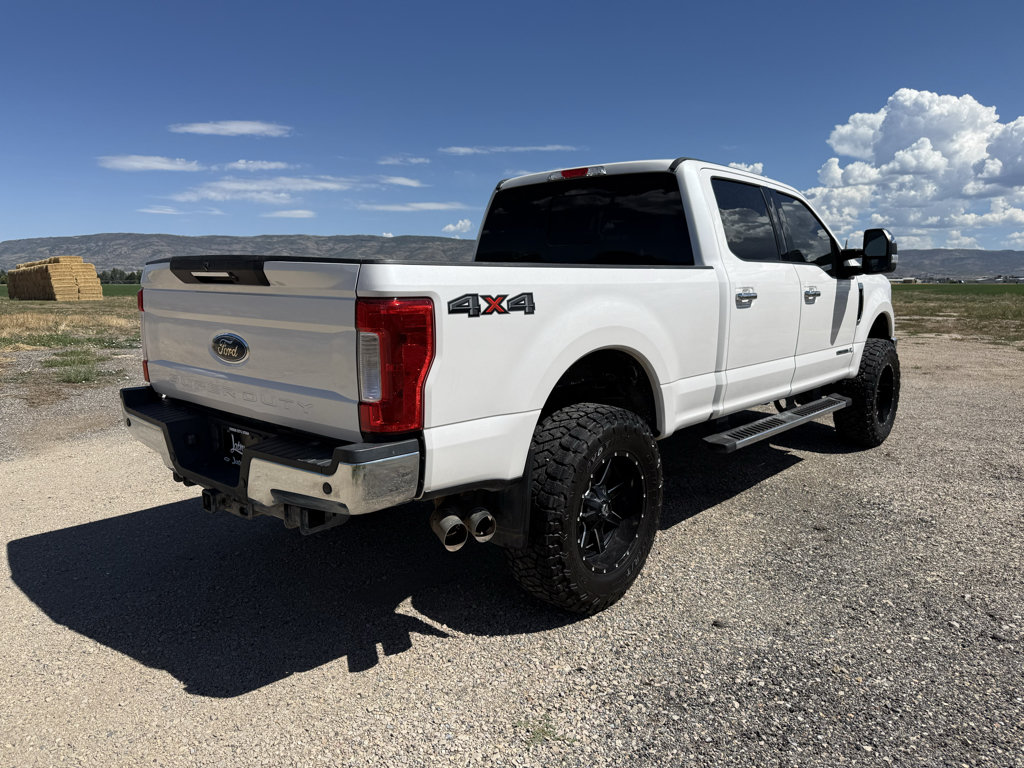 Used 2018 Ford F350 Lariat w/ Lariat Ultimate Package AWD/4WD image 7