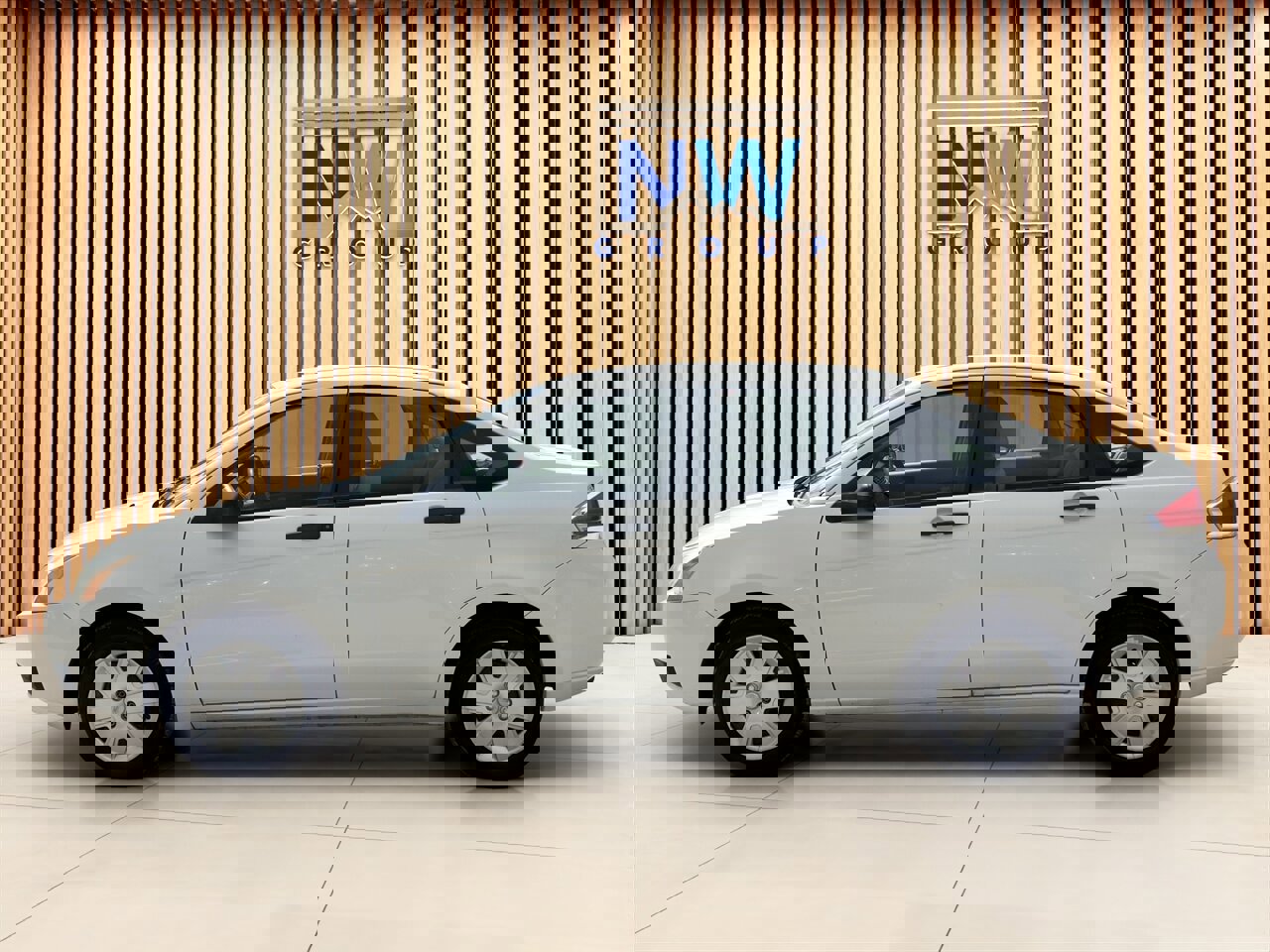 Used 2009 Ford Focus S FWD image 31