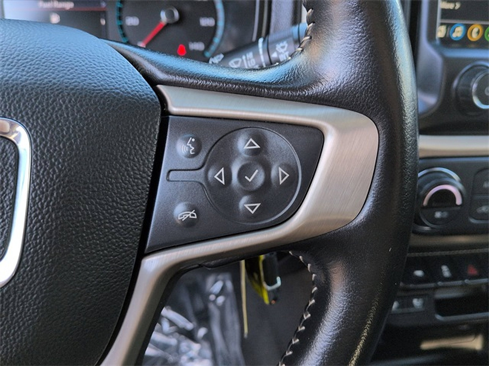 Used 2021 GMC Canyon Denali image 20