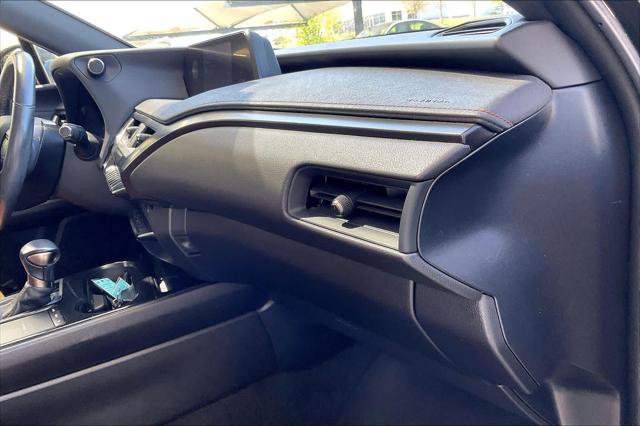 Used 2020 Lexus UX 200 w/ Premium Package FWD image 19