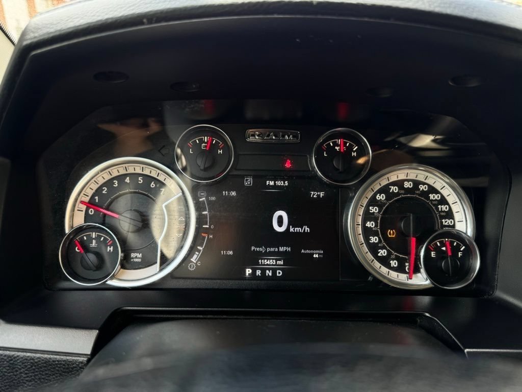 Used 2018 RAM 1500 Laramie w/ Convenience Group AWD/4WD image 24