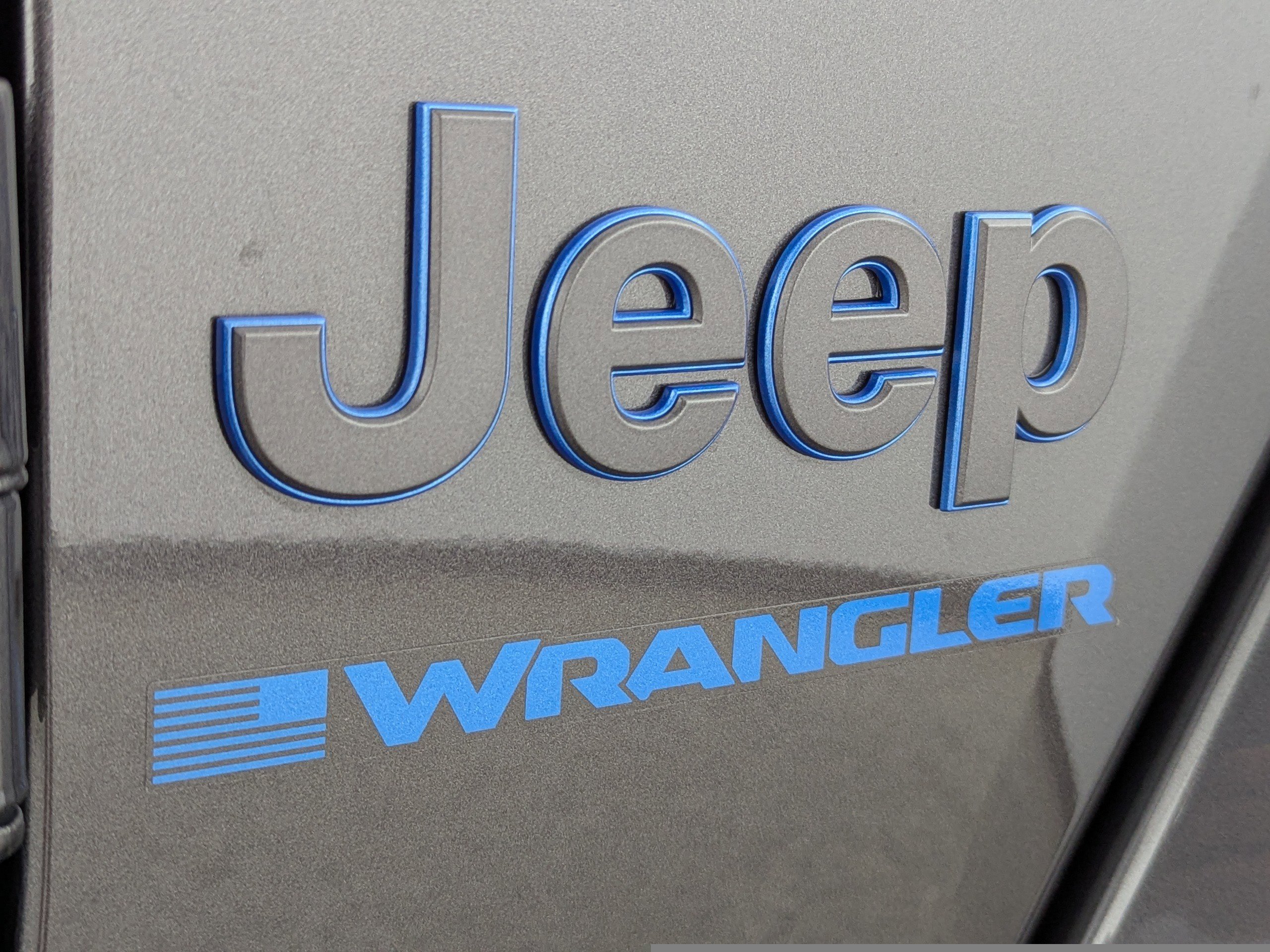 Used 2025 Jeep Wrangler Sahara AWD/4WD image 25