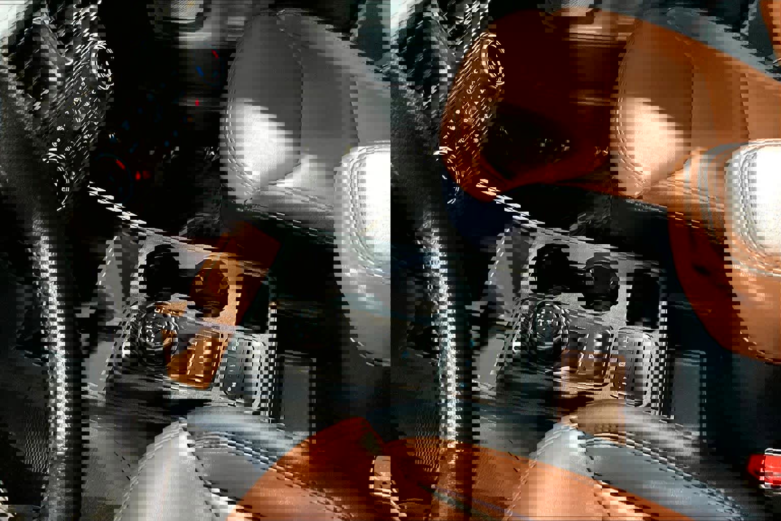 Used 2022 Ford Maverick Lariat w/ Lariat Luxury Package image 16