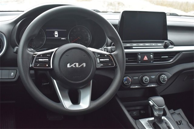 Used 2023 Kia Forte LXS w/ LXS Technology Package image 16