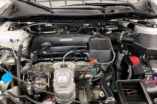 Used 2016 Honda Accord Sport image 9