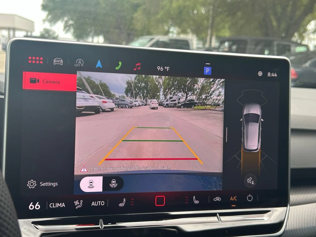New 2026 Volkswagen GTI SE FWD image 16