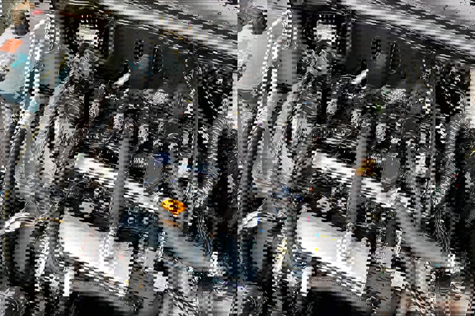 New 2025 Nissan Versa SV image 17