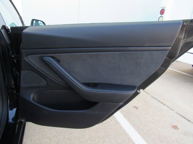Used 2018 Tesla Model 3 Long Range image 22