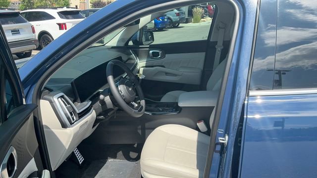 Certified 2025 Kia Sorento SX image 25