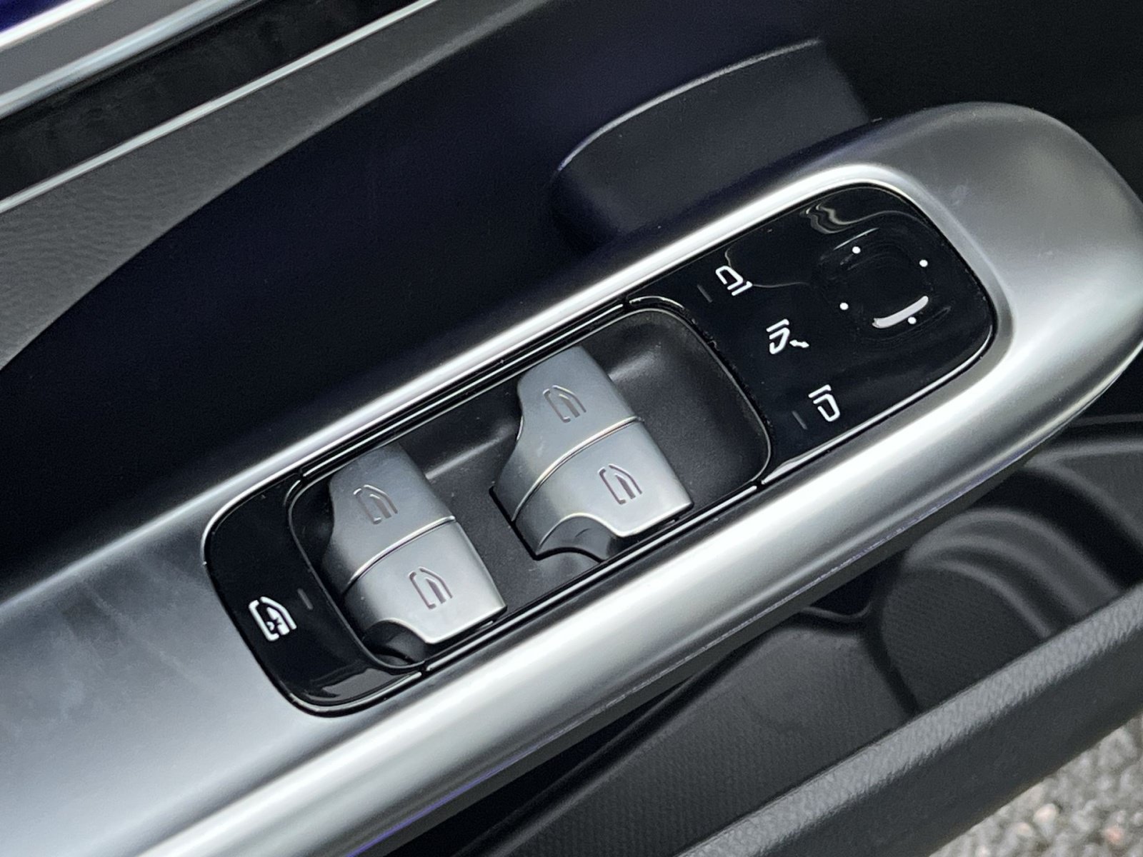 New 2026 Mercedes-Benz C 300 4MATIC Sedan image 13
