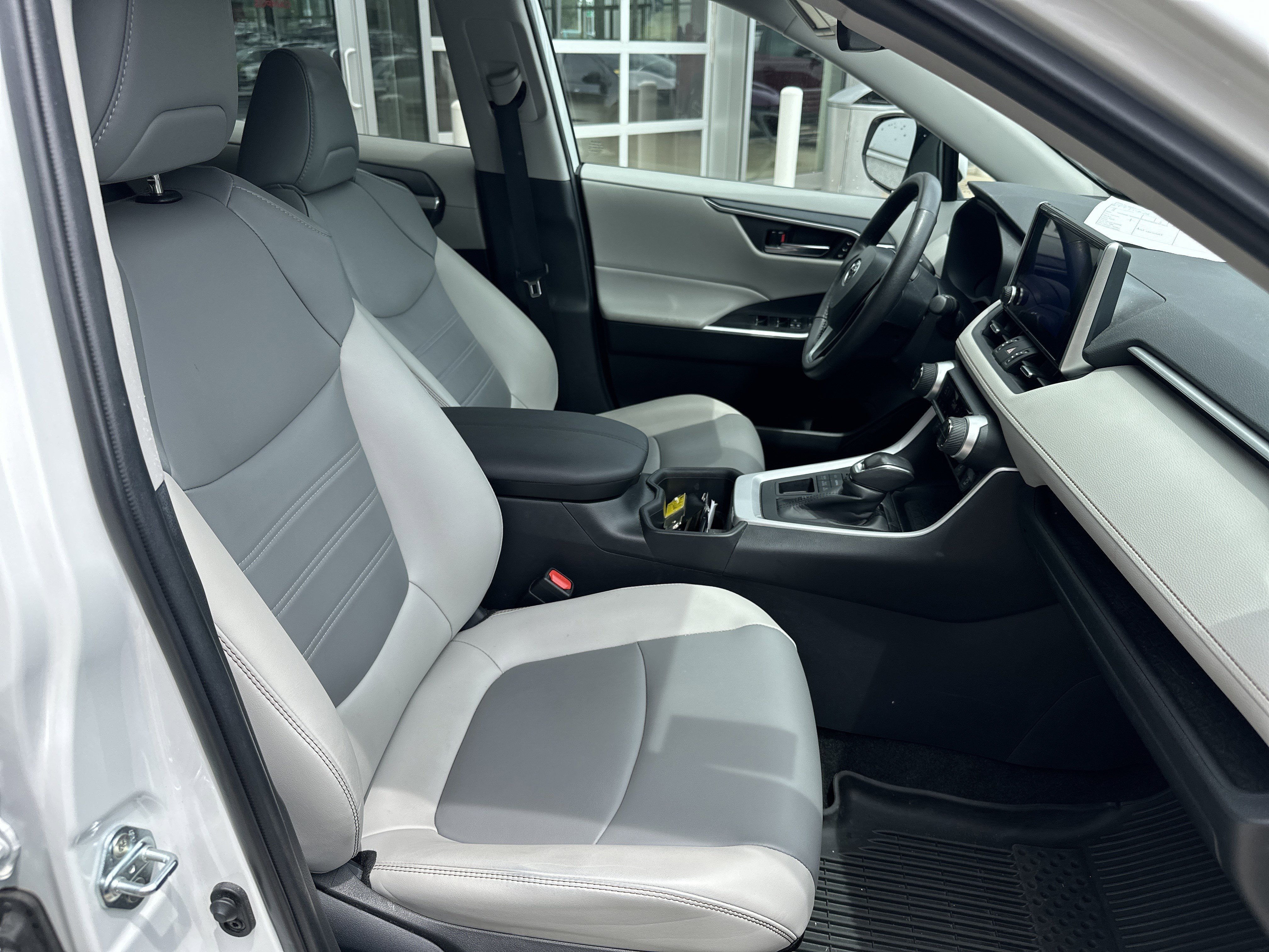 Used 2024 Toyota RAV4 XLE Premium w/ Weather Package AWD/4WD image 24